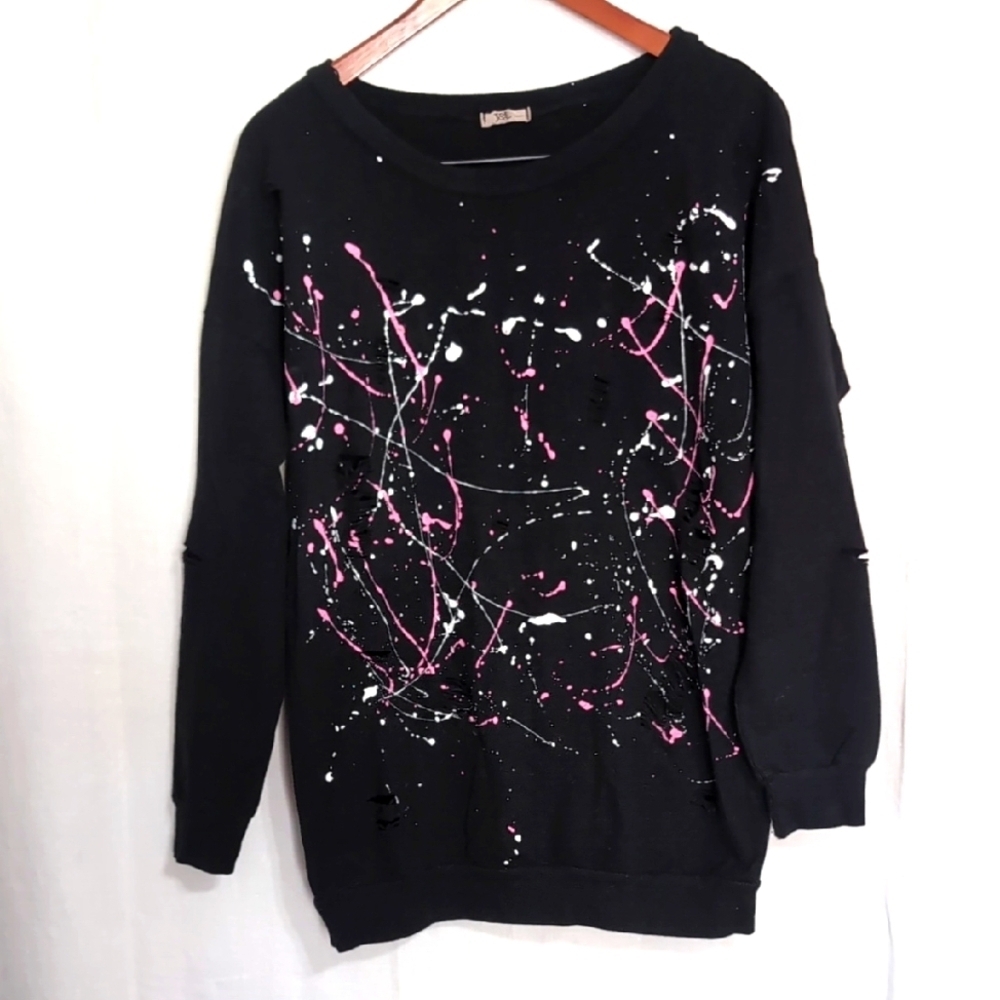 J&L Paris Black Distressed Splatter Paint Crewneck Sweatshirt Size Medium